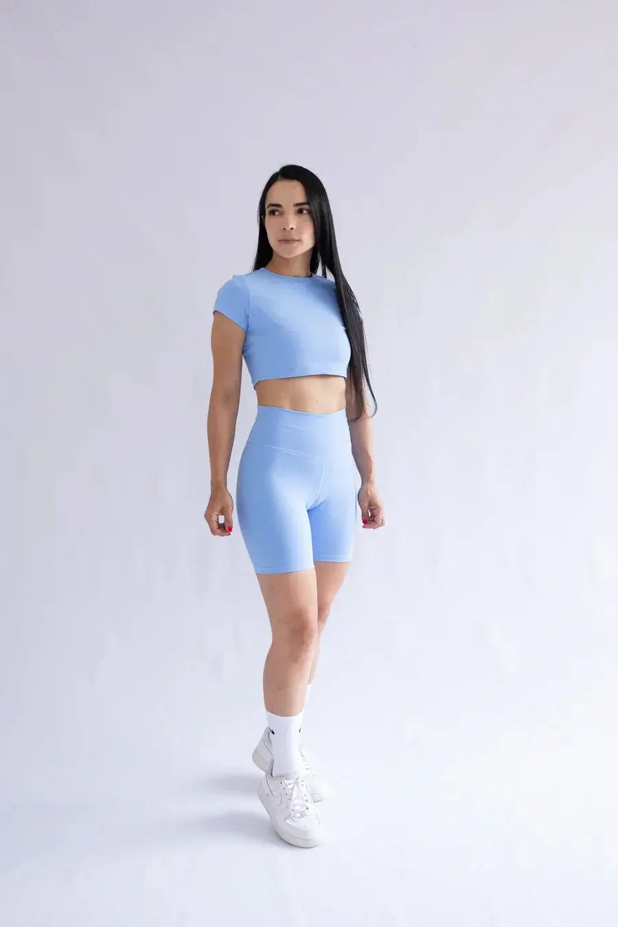 CROP TOP CUELLO REDONDO MANGA CORTA PARA MUJER 7K Sport Wear