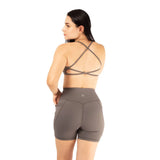 Short con bolsillo lateral gris