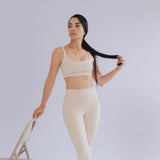 TOP DEPORTIVO PARA MUJER ESENCIAL