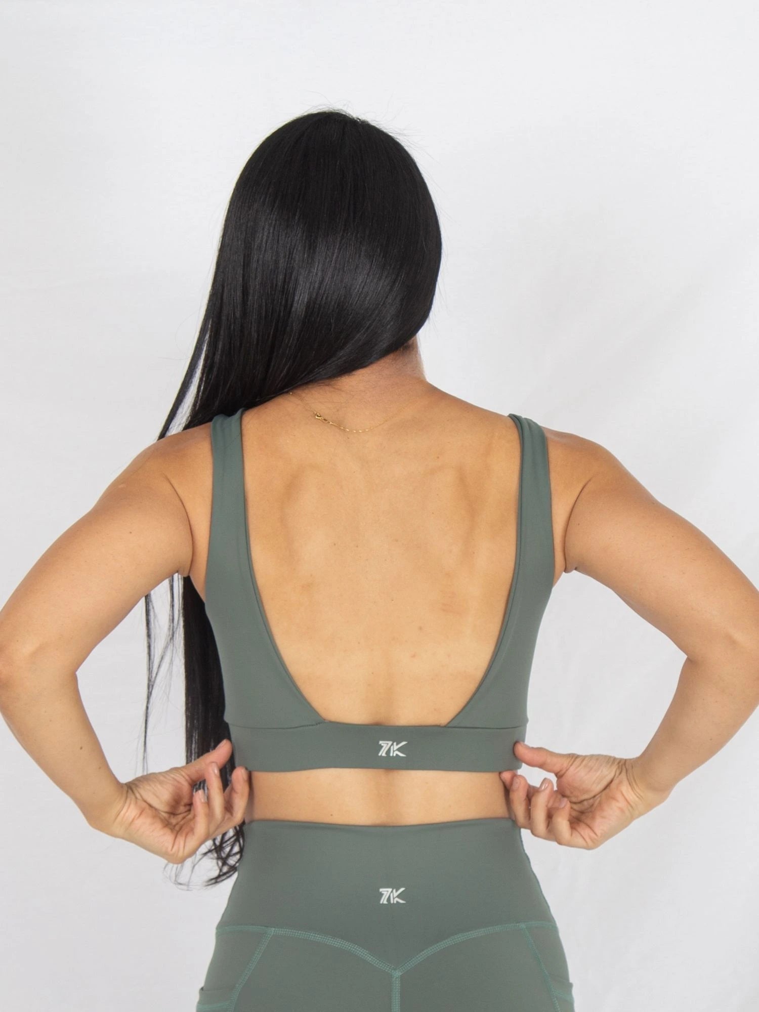 Top Deportivo Para Mujer Elegance Verde Oliva 7K Sport Wear