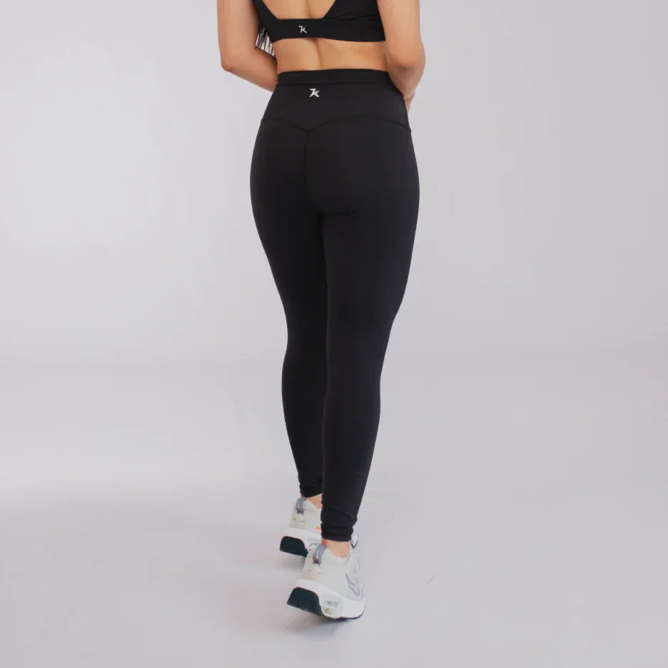 Legging deportivo para mujer con pretina alta negro 7K Sport Wear