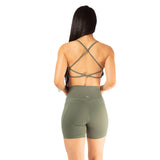 SHORT CON BOLSILLO LATERAL