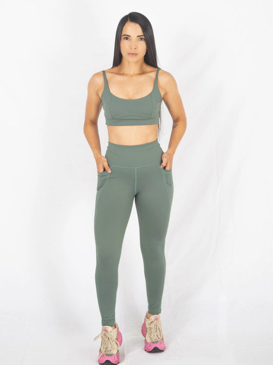 Set Top Soporte Medio + Leggins con Bolsillo y con Control Abdomen 7K Sport Wear