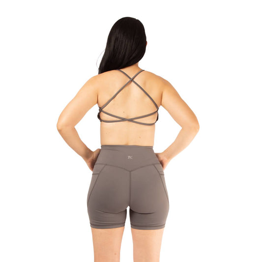 SHORT CON BOLSILLO LATERAL GRIS