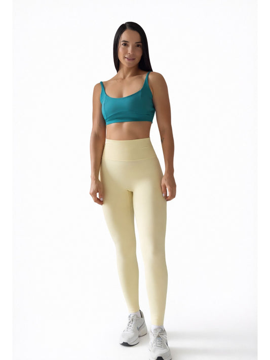 Set Top Soporte medio + Leggins Tiro Alto con Control Abdomen 7K Sport Wear