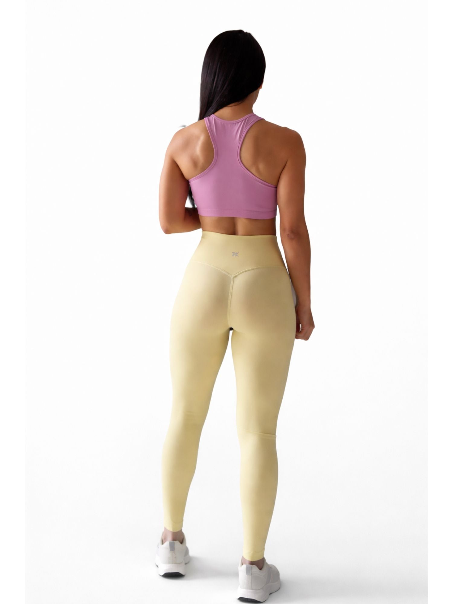 Set Top con corte frontal  + Leggins Tiro Alto con Control Abdomen 7K Sport Wear