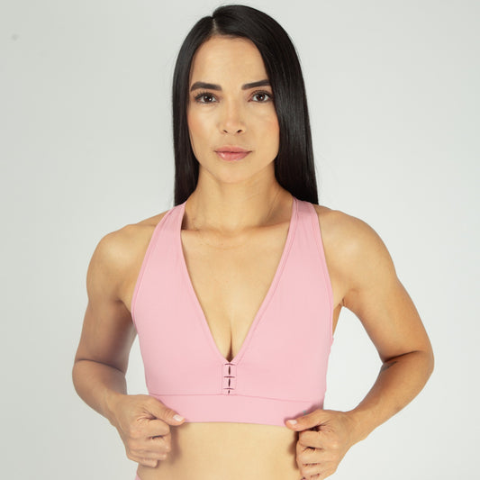 TOP DEPORTIVO FEMENINO CON ESCOTE FRONTAL