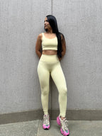 Leggins deportivo sin costura Amarillo 7K Sport Wear