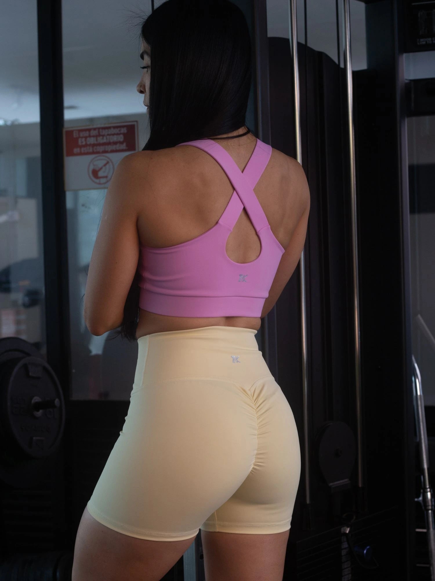 Short Deportivo Tiro Alto con Control Abdomen y Realce de Glúteo Color Amarillo 7K Sport Wear