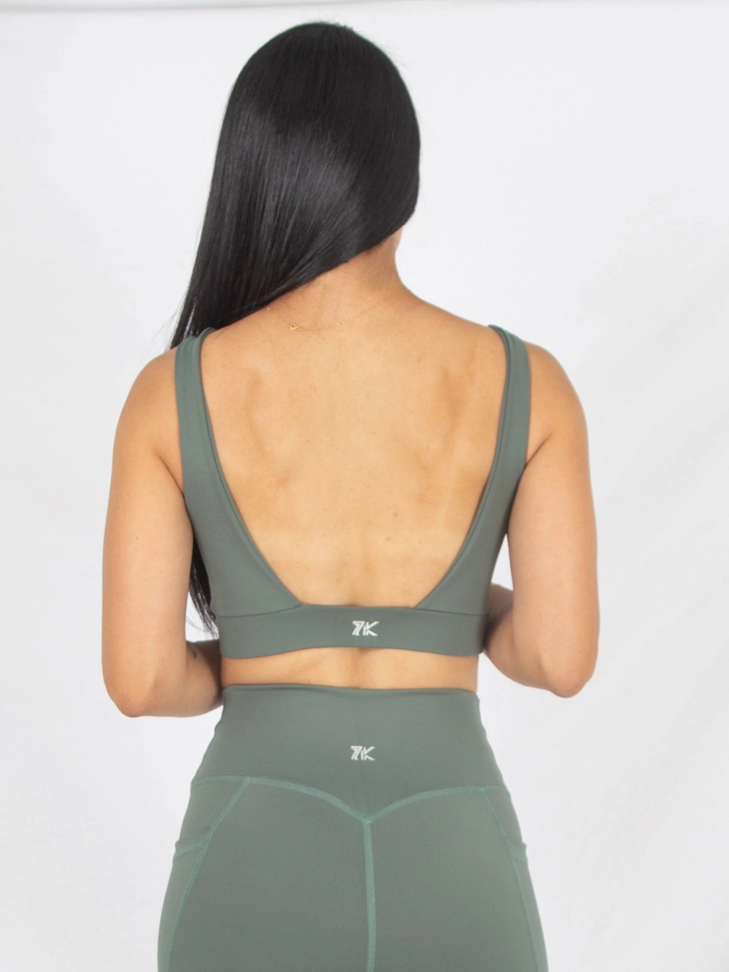 Top Deportivo Para Mujer Elegance Verde Oliva 7K Sport Wear
