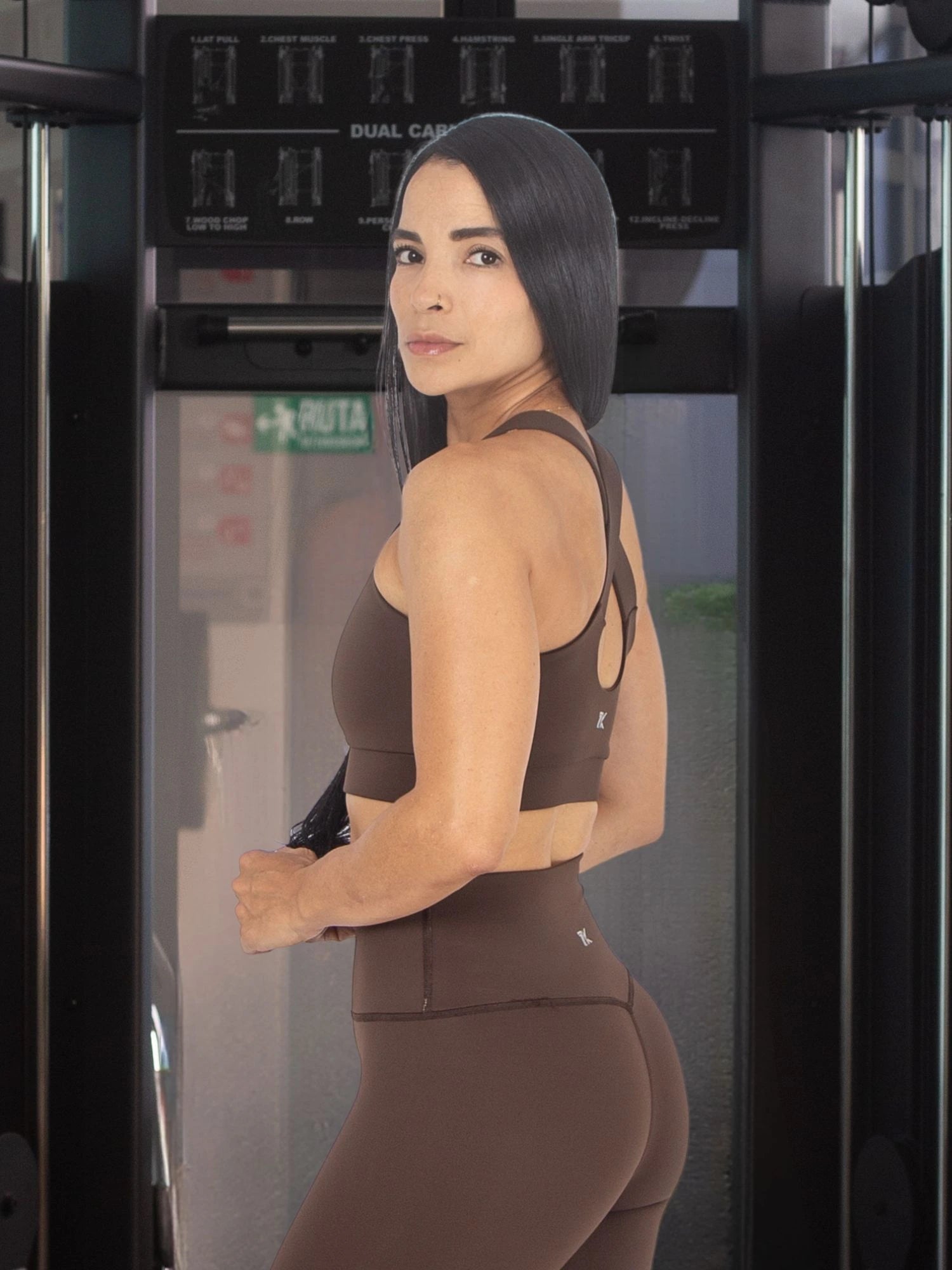 Top Soporte Alto con Espalda Cruzada y Doble Forro Chocolate 7K Sport Wear