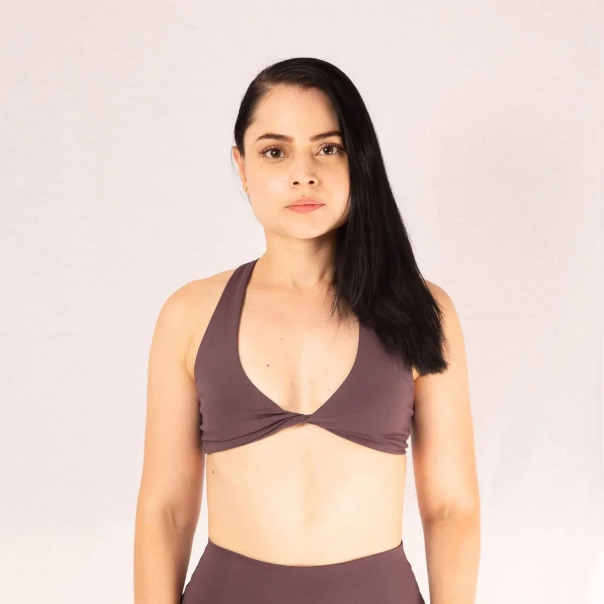 Top deportivo con cruce frontal 7K Sport Wear